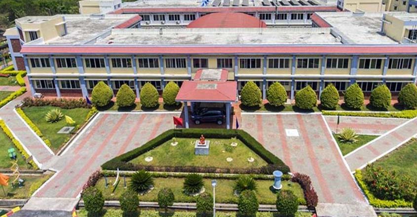 സൈനിക സ്‌കൂളിൽ നിരവധി ഒഴിവുകൾ.